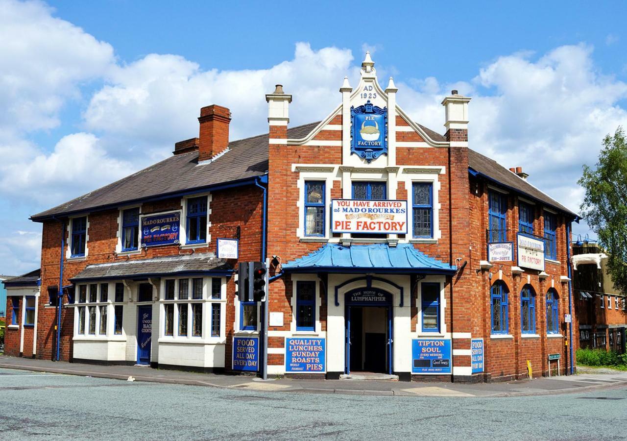 Mad O'Rourkes Pie Factory Hotel Dudley Exterior photo